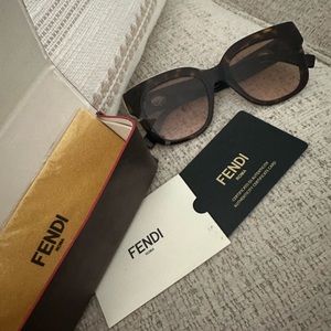 Brand new never worn brown fendi sunglasses with box and authentication card